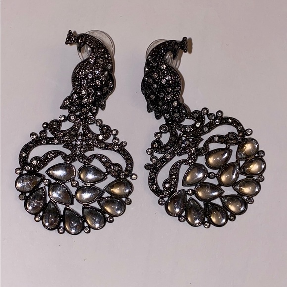 SOLD BCBG PEACOCK EARRINGS - Picture 1 of 5